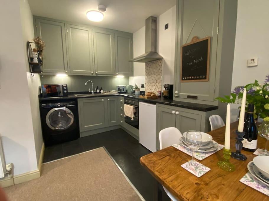 The Nest, Central Ludlow One Bed Apartment Екстер'єр фото